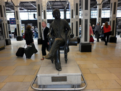Day 6 – Paddington Station
